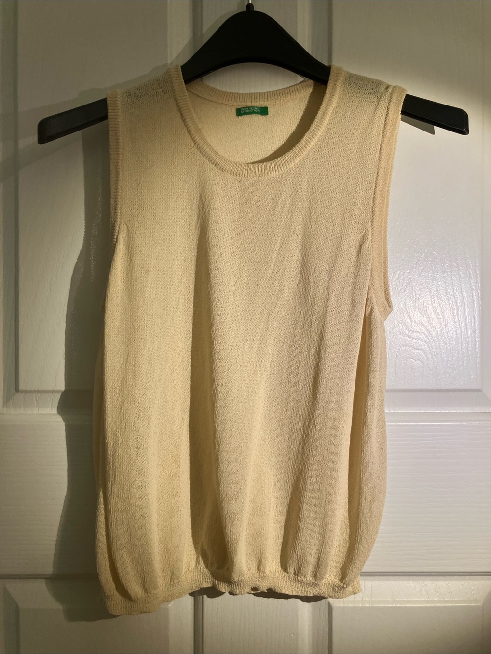 United Colors Of Benetton Vintage Cream Sleeveless Knit Tank